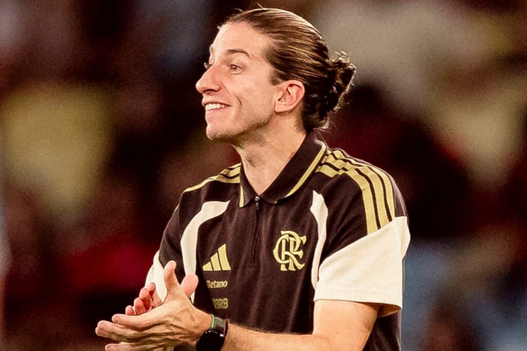 filipe-luis-fala-sobre-momento-da-equipe-e-projeta-jogo-com-o-botafogo