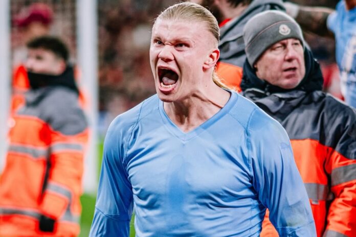 com-gol-no-fim,-city-vence-liverpool-de-virada-pela-premier-league