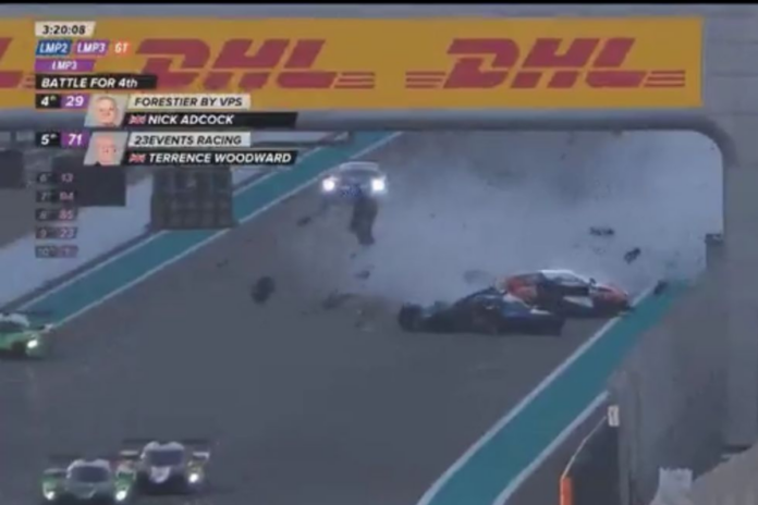 batida-impressionante-interrompe-corrida-da-asian-le-mans-series