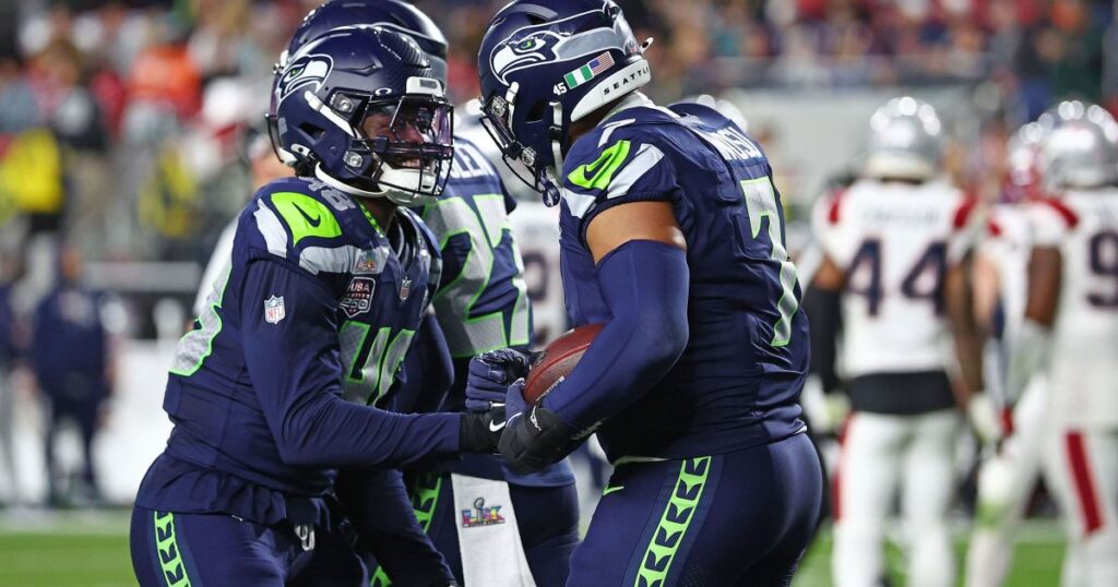 seattle-seahawks-domina-patriots,-vence-o-super-bowl-lx-e-e-bicampeao