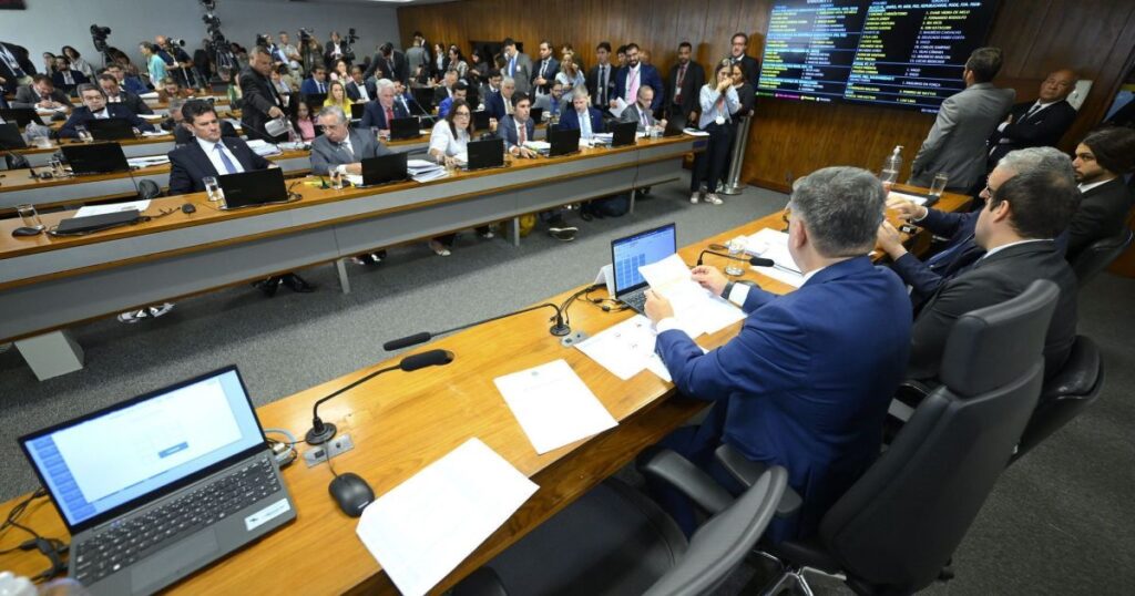 cpmi-do-inss-marca-novos-depoimentos-para-esta-segunda-feira-(9)