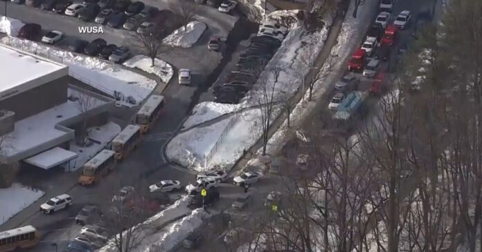 pelo-menos-uma-pessoa-fica-ferida-apos-disparos-em-escola-nos-eua