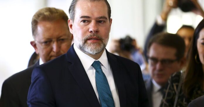 alessandro-vieira-pede-a-pgr-afastamento-de-toffoli-do-caso-master