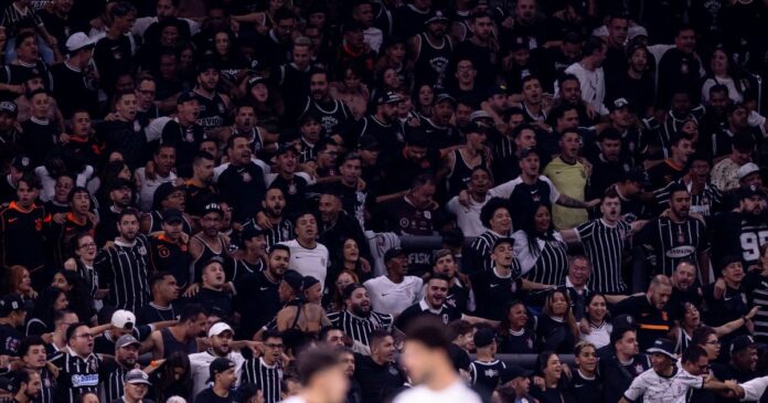 corinthians-tem-seu-pior-publico-na-neo-quimica-arena-desde-2023
