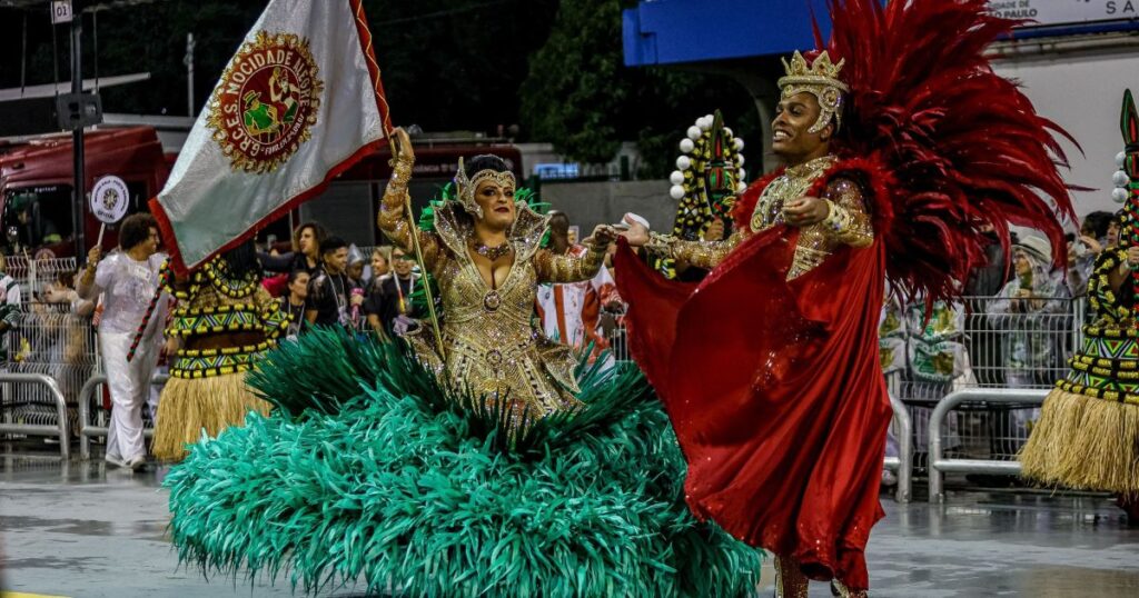 carnaval-em-sp:-confira-quais-escolas-desfilam-neste-sabado-(14)