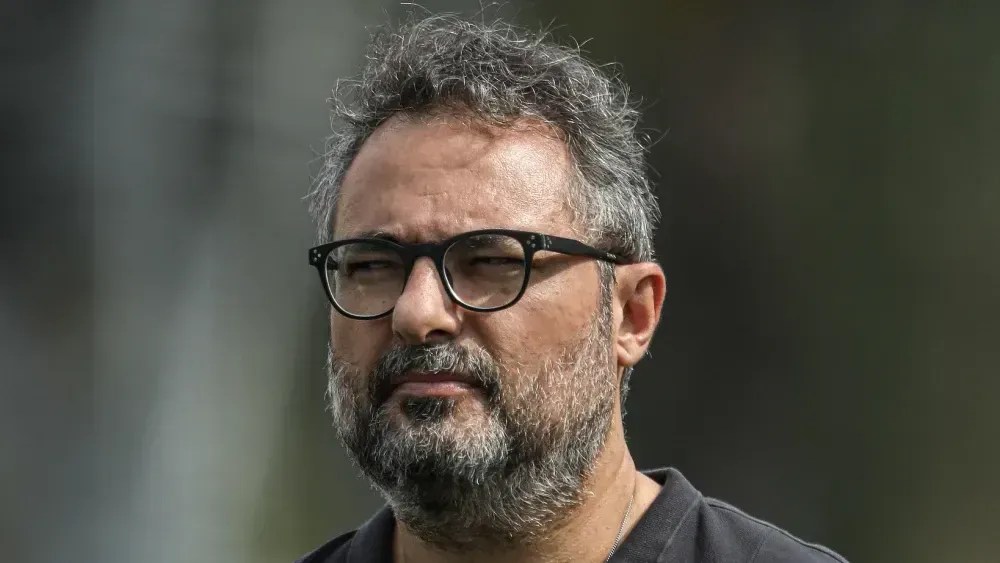 apos-“traumas”,-santos-traca-perfil-de-contratacao-ate-o-final-da-janela