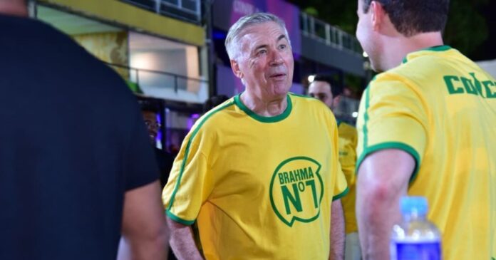 carlo-ancelotti-marca-presenca-em-camarote-da-marques-de-sapucai