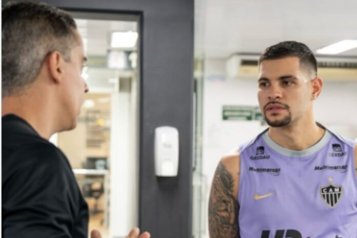 bruno-guimaraes-escolhe-a-cidade-do-galo-para-tratar-lesao-na-coxa