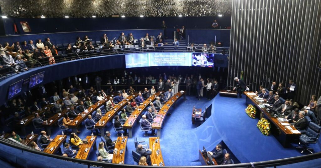 analise:-congresso-usa-pautas-populares-para-frear-cpi-do-banco-master