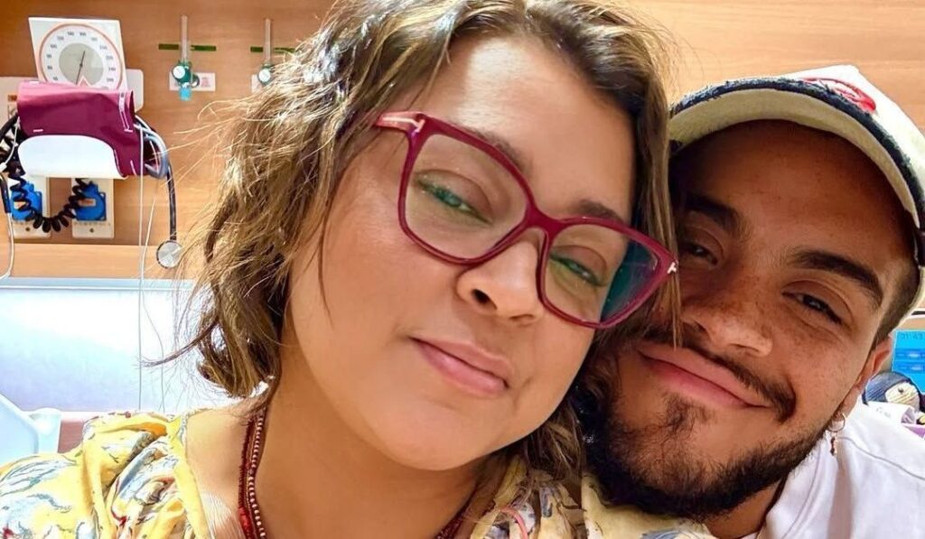 francisco-gil-relembra-mae,-preta-gil,-ao-fim-do-carnaval