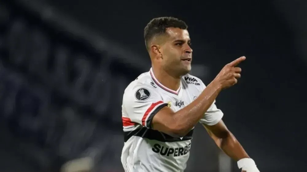 diretor-do-sao-paulo-abre-o-jogo-sobre-imbroglio-com-alisson-e-corinthians