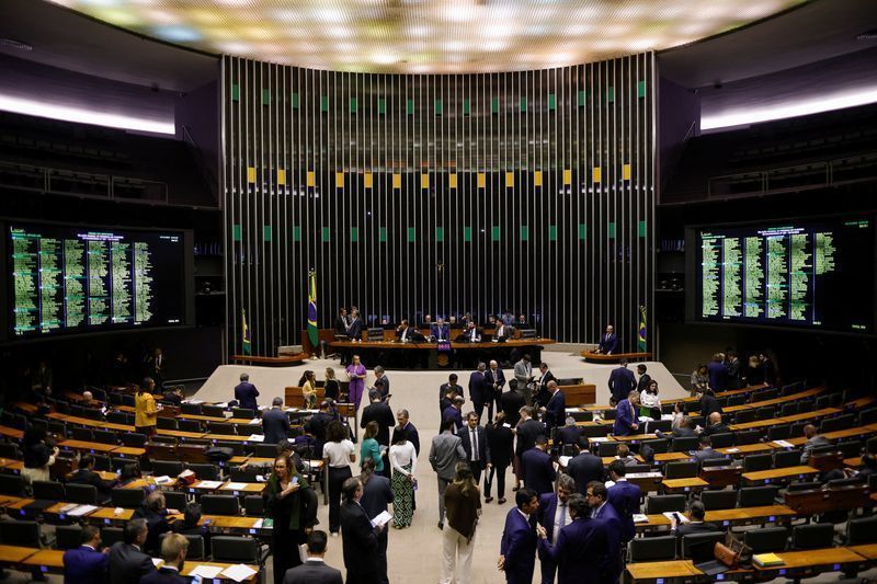 farmaceuticas-reagem-a-projetos-no-congresso-que-mudam-regras-de-patentes
