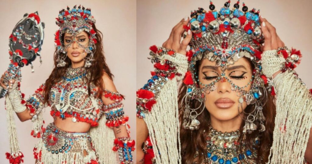 anitta-usa-look-inspirado-na-energia-dos-orixas-para-seu-bloco-no-rj