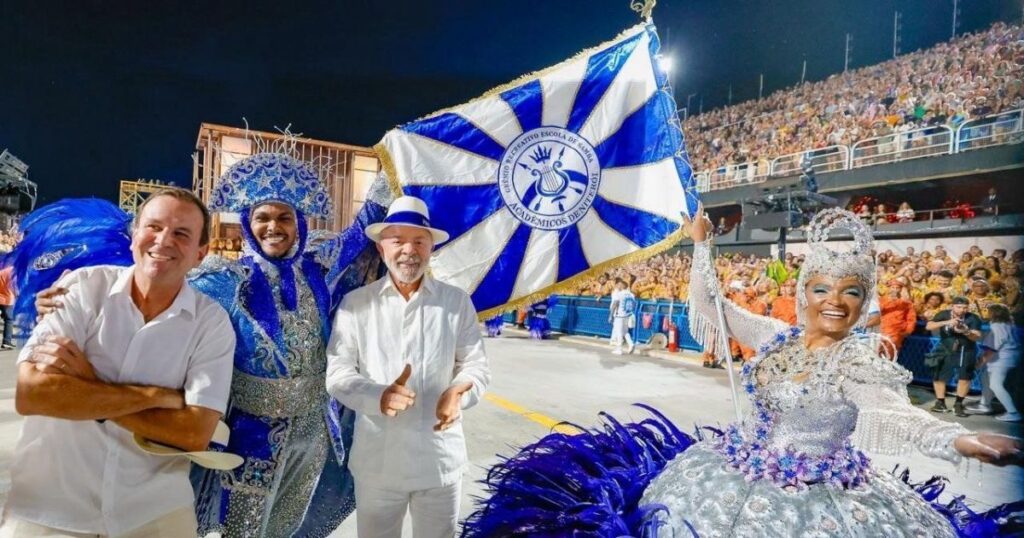 lula-sobre-desfile:-aceitei-ser-homenageado-pela-escola-e-sou-muito-grato