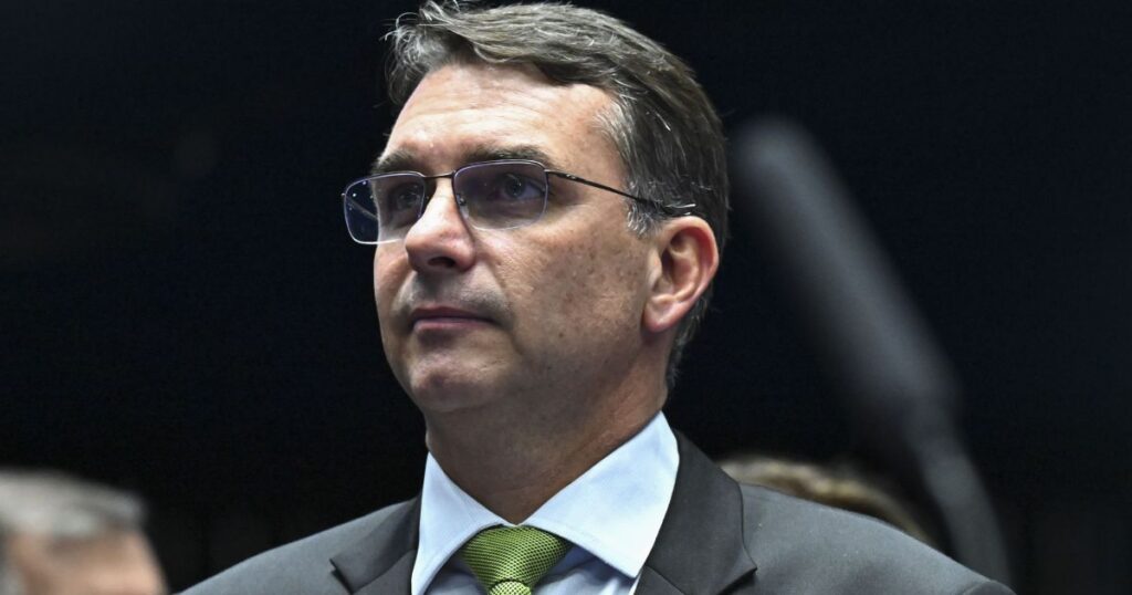 desembargador-suspende-remocao-de-post-de-flavio-que-associa-pt-ao-trafico