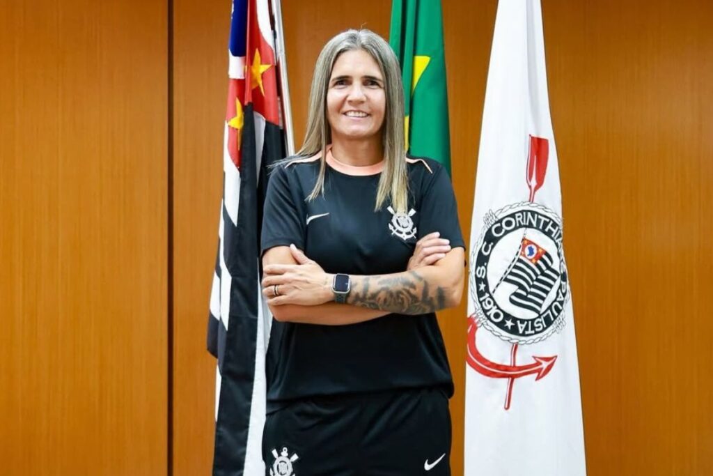 corinthians-anuncia-primeira-mulher-treinadora-no-futebol-feminino