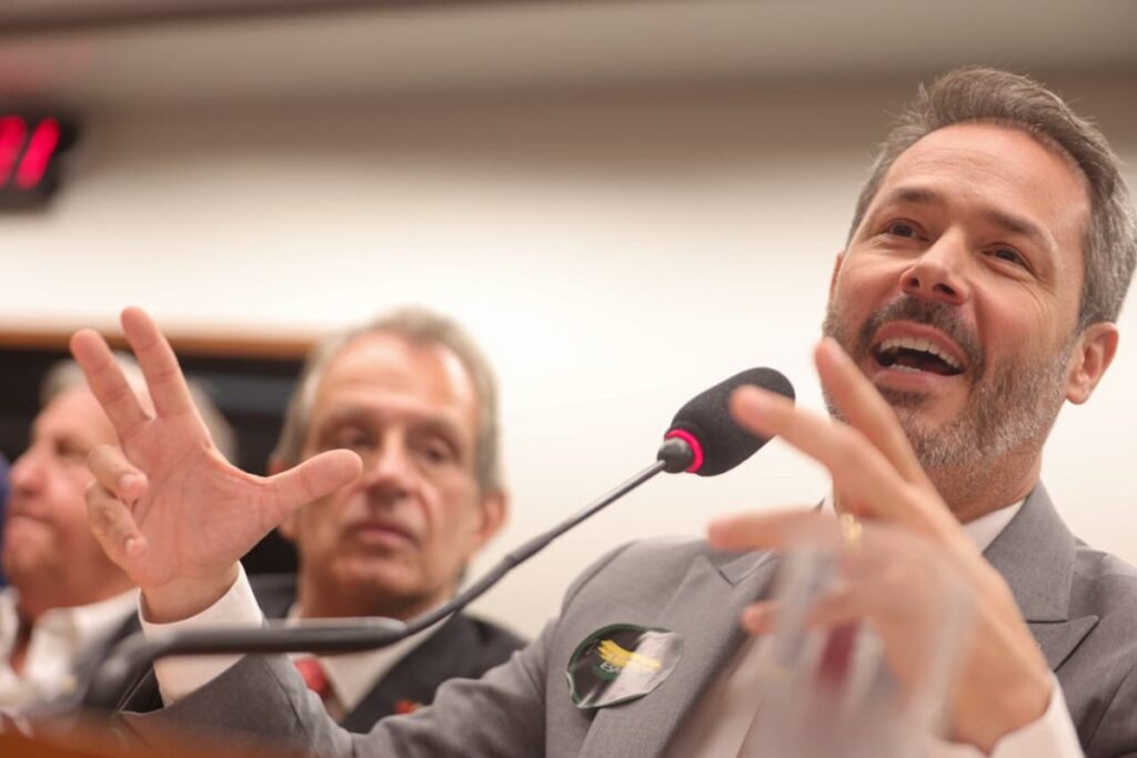 deputados-frustram-dirigentes-e-mantem-veto-a-equiparacao-de-aliquotas-para-clubes-associativos-e-safs