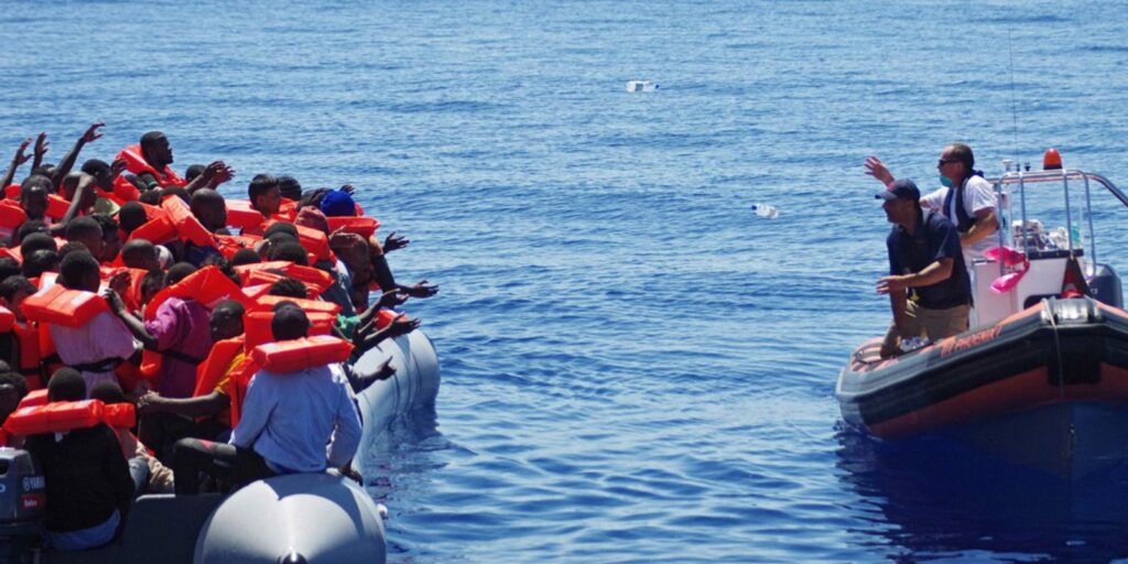 em-2025,-quase-oito-mil-pessoas-morreram-em-rotas-migratorias