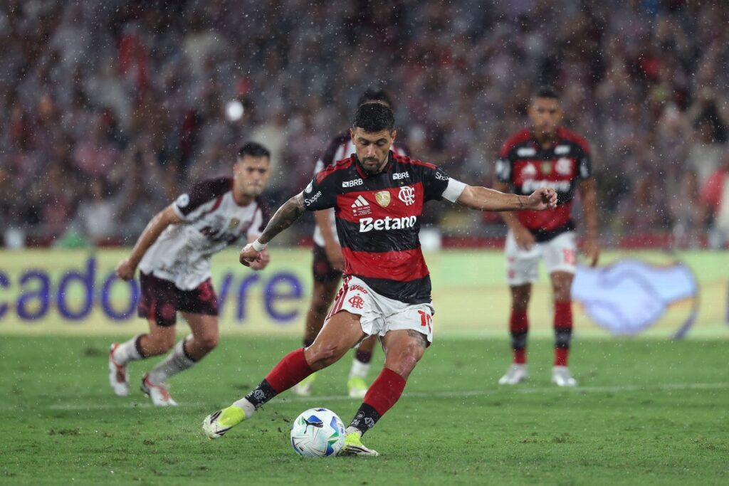 flamengo-e-lanus-voltam-para-o-segundo-tempo-da-recopa;-acompanhe