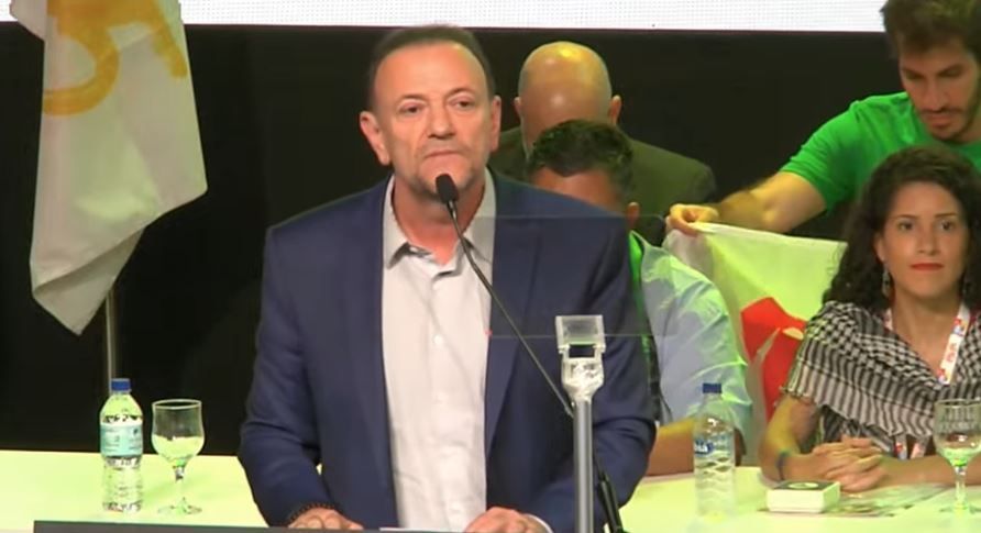 presidente-do-pt-admite-dificuldade-do-partido-em-dialogar-com-sociedade