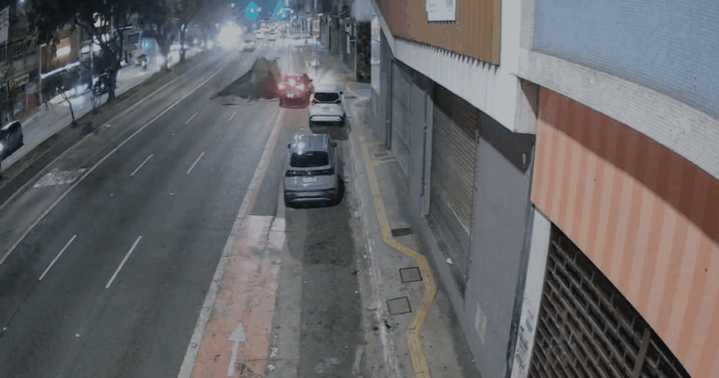 rua-da-consolacao-e-liberada-apos-mais-de-30-horas-de-explosao-e-cratera