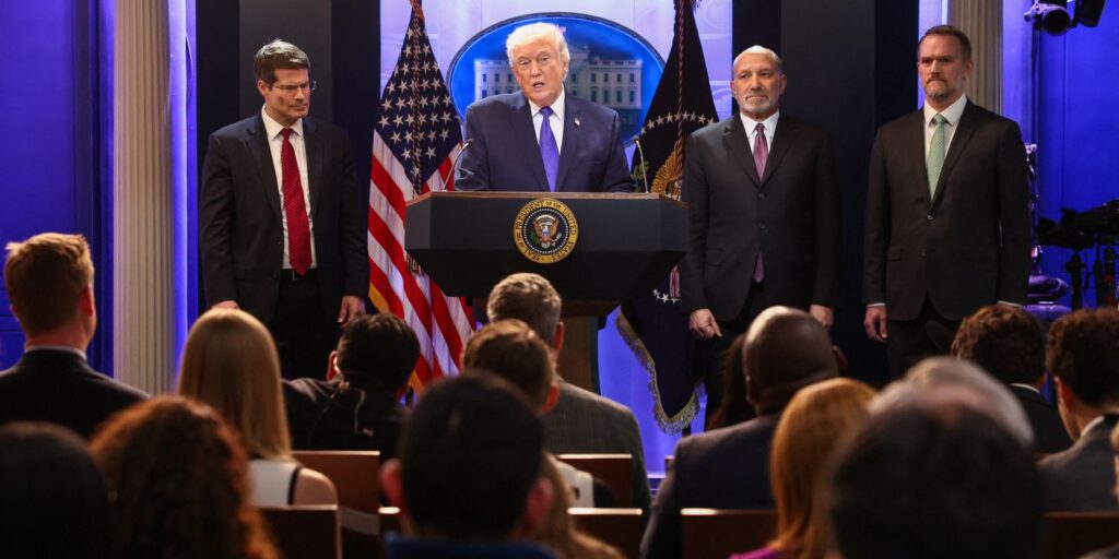 donald-trump-diz-que-eua-cortarao-todo-o-comercio-com-a-espanha