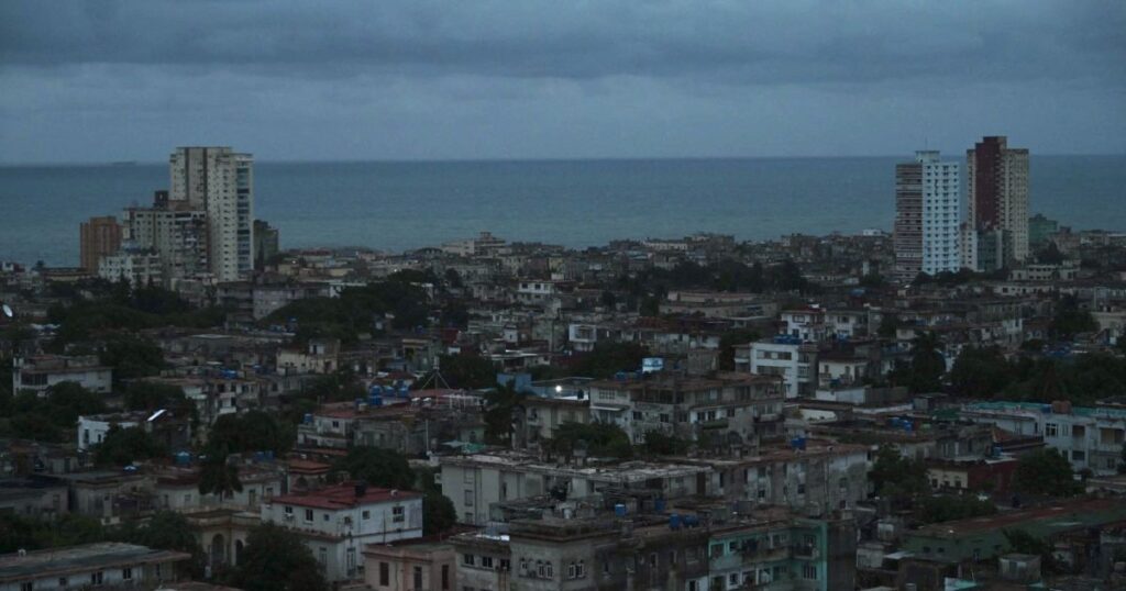 apagao-atinge-grande-parte-de-cuba-em-meio-a-tensao-com-os-eua