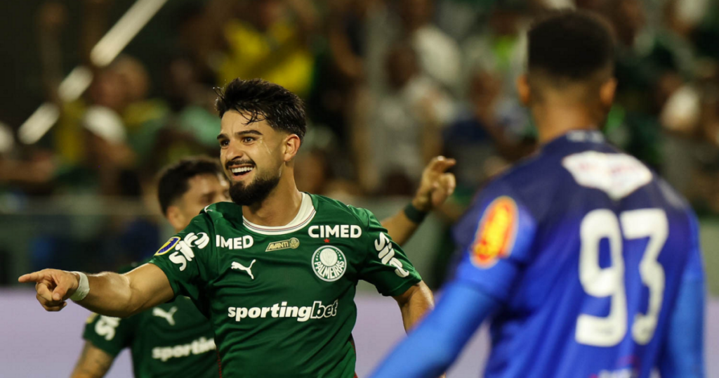 decisivo,-flaco-lopez-comenta-expectativa-por-vaga-na-copa:-“muito-focado”