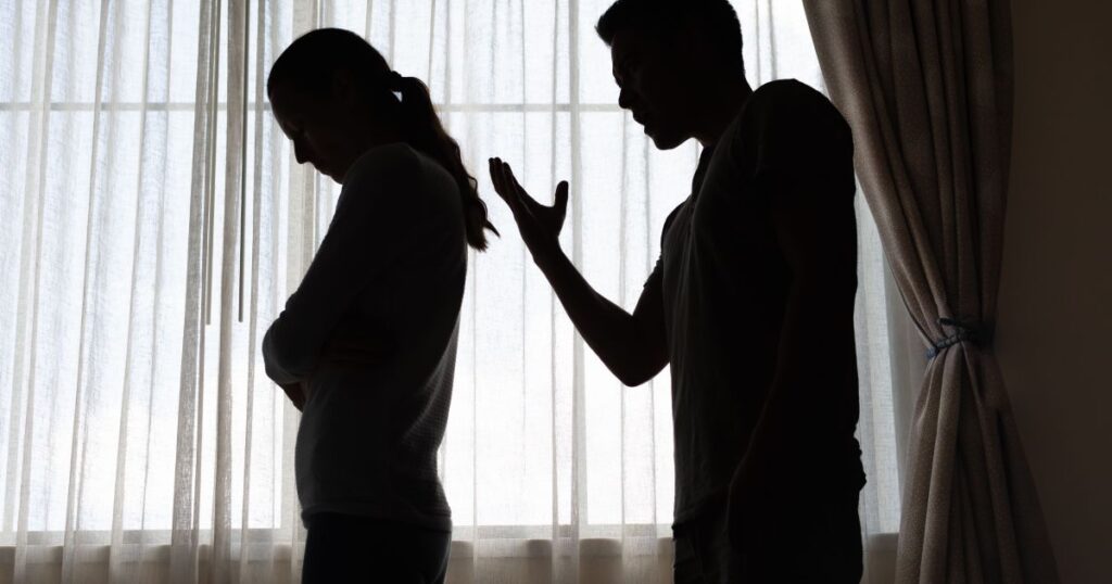 a-cada-24h,-12-mulheres-foram-vitimas-de-violencia-em-2025,-diz-estudo