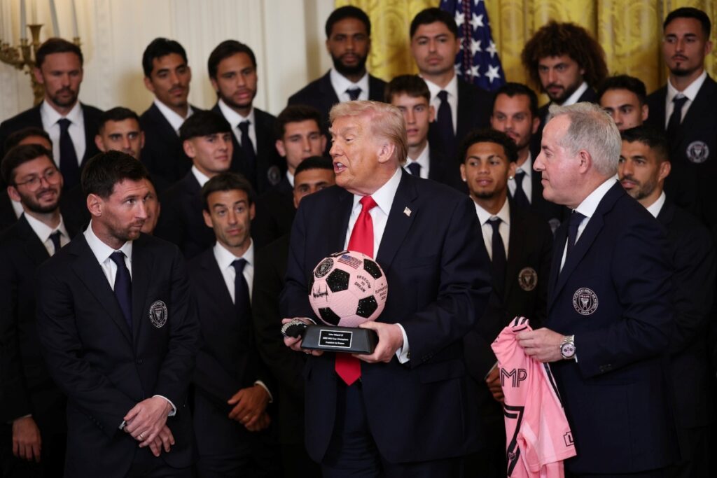 trump-elege-melhor-time-do-brasil-em-evento-com-messi;-saiba-qual
