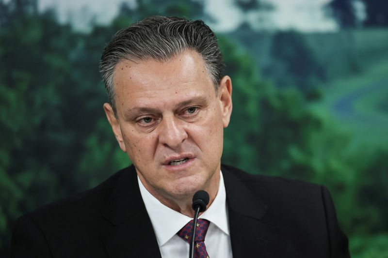 conflito-no-ira-cancelou-ida-de-lula-aos-eua,-diz-favaro