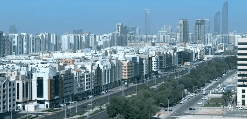 emirados-arabes-ativam-defesa-aerea-apos-ameaca-de-missil