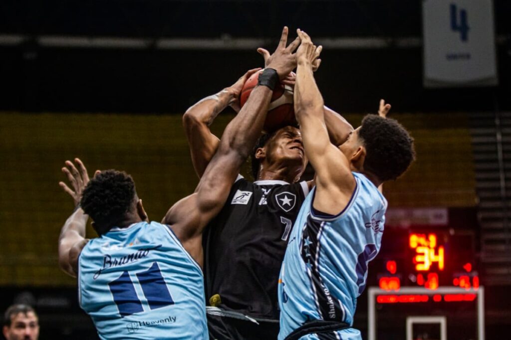 brasilia-basquete-tem-dificuldades,-mas-vence-o-botafogo-pelo-nbb