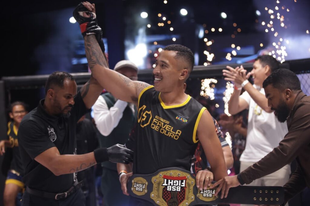bsb-fight-4-agita-o-df-com-lutas-eletrizantes-e-cinturao-surpresa.-veja-video