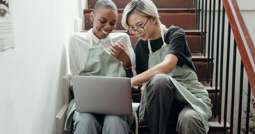 conheca-6-iniciativas-que-apoiam-mulheres-na-tecnologia