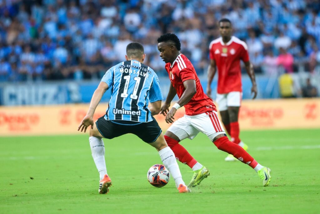 internacional-tenta-virada-historica-contra-o-gremio-por-titulo-gaucho