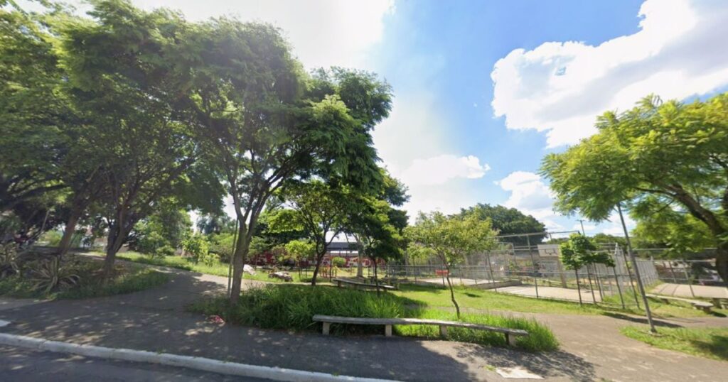 jovens-sao-agredidos-por-casal-em-praca-na-zona-oeste-de-sao-paulo