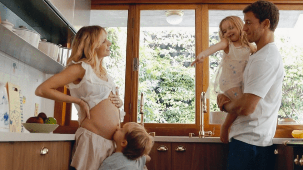 isa-scherer-revela-se-sera-mae-de-gemeos-pela-segunda-vez;-entenda