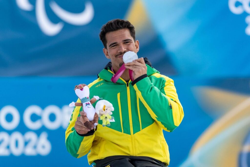 cristian-ribera-celebra-medalha-inedita-pelo-brasil:-“o-esporte-muda-vidas”