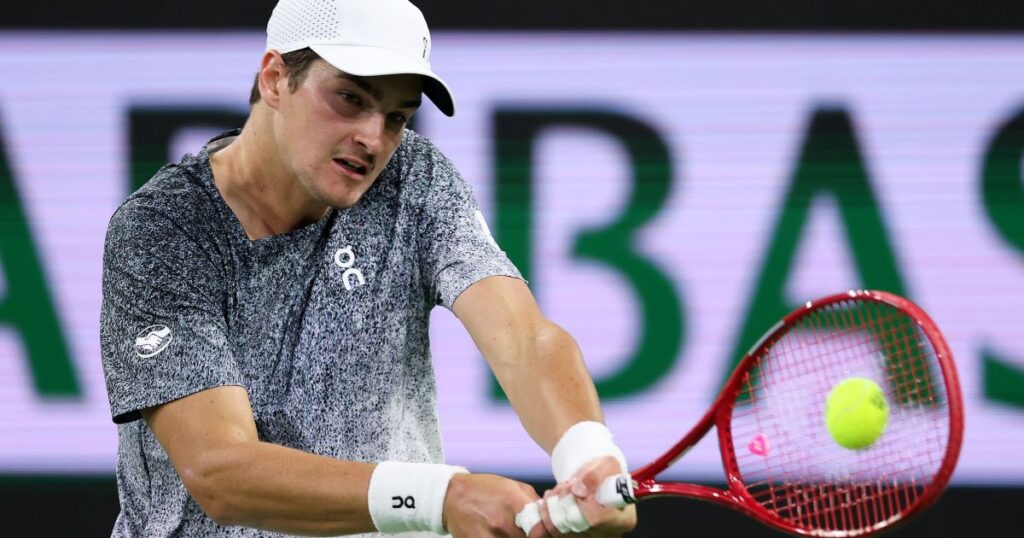 joao-fonseca-luta-ate-o-fim,-mas-sinner-vence-nas-oitavas-de-indian-wells