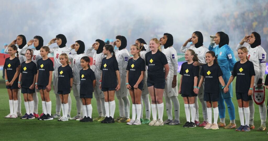 jogadora-da-selecao-do-ira-muda-de-ideia-sobre-oferta-de-asilo-da-australia