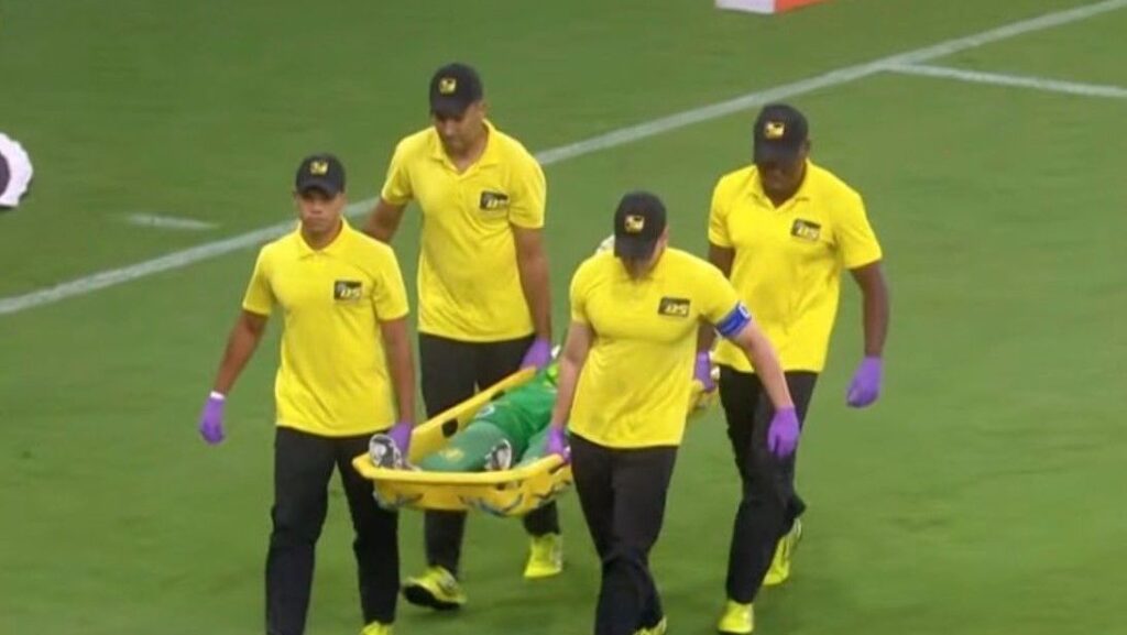 cassio-sai-chorando-e-e-substituido-em-flamengo-x-cruzeiro