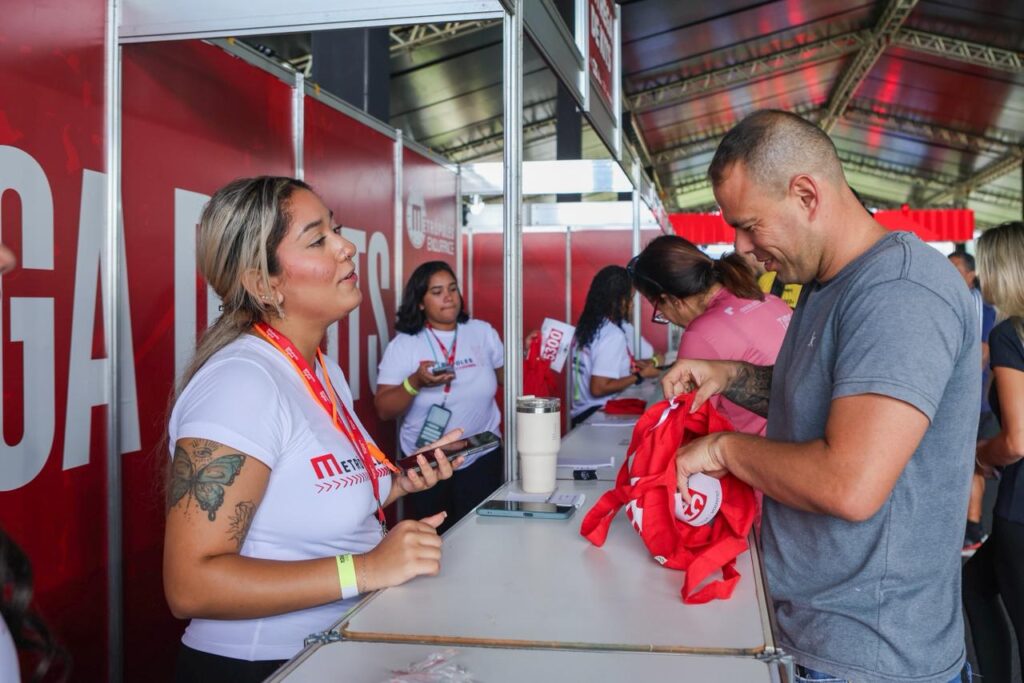 entrega-de-kits-agita-o-metropoles-endurance-–-corrida-neste-sabado