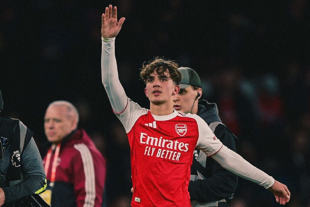 atleta-do-arsenal-se-torna-mais-jovem-a-fazer-um-gol-na-premier-league