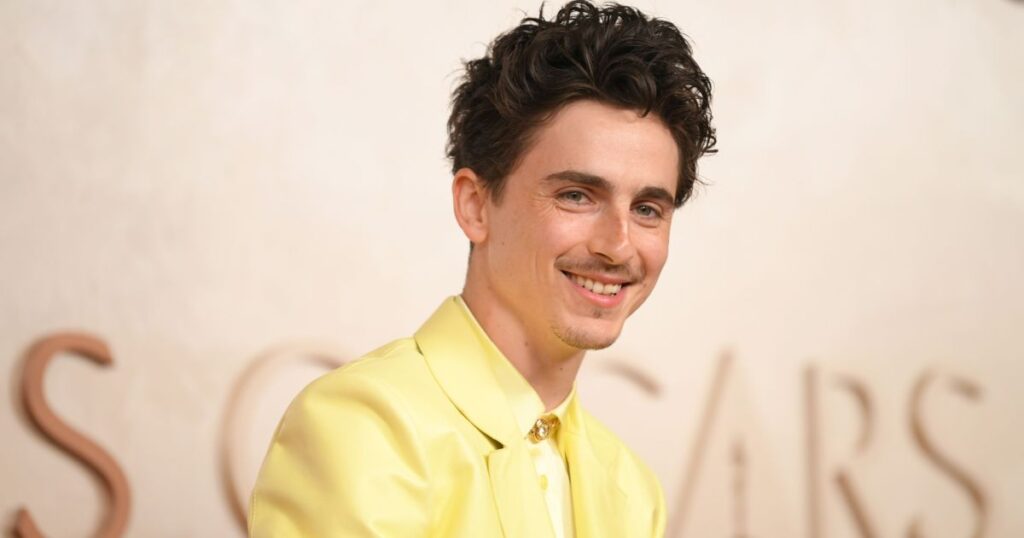 oscar:-josh-groban-diz-que-timothee-chalamet-foi-“acidentalmente-positivo”