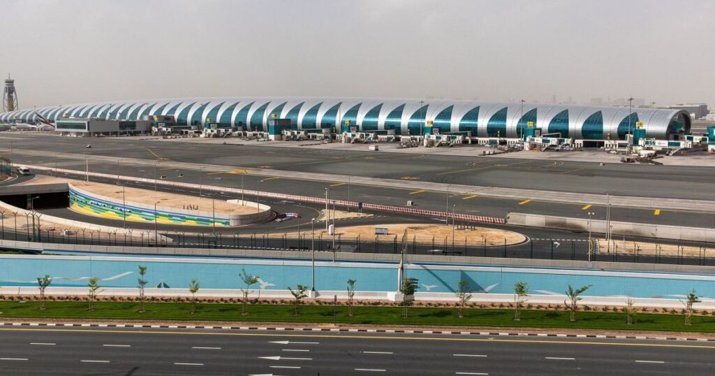 “incidente”-com-drone-gera-incendio-proximo-ao-aeroporto-de-dubai