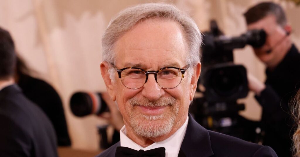 steven-spielberg-diz-que-acredita-em-ets:-“sempre-me-pareceu-obvio”