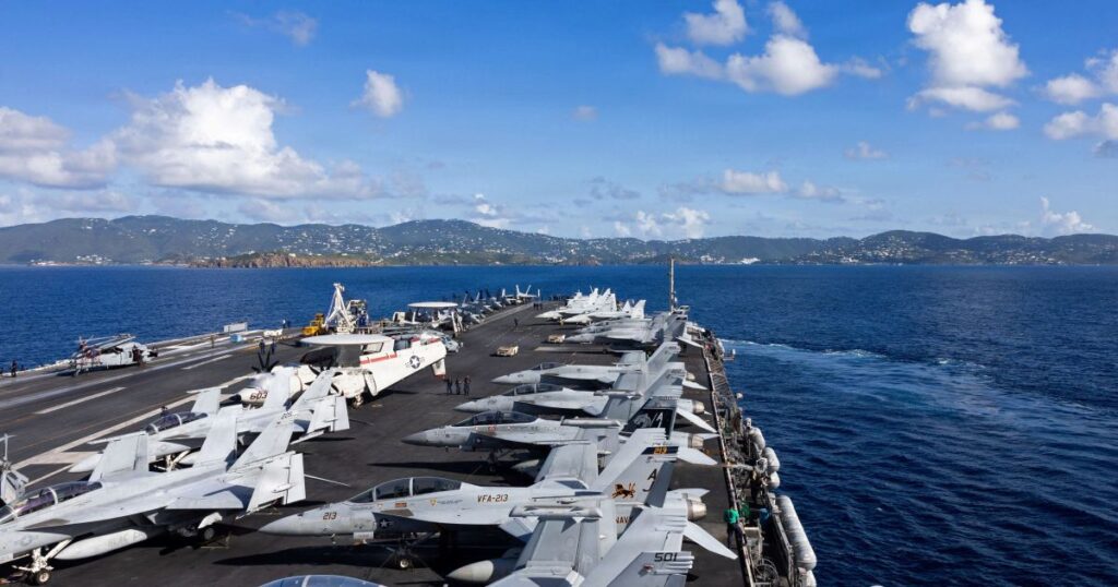porta-avioes-dos-eua-deve-retornar-para-porto-apos-incendio-em-lavanderia