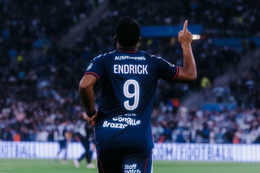 endrick-tenta-classificar-o-lyon-na-europa-league;-veja-onde-assistir