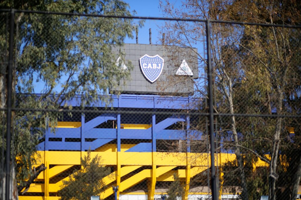 boca-juniors-altera-escudo-e-contradiz-o-proprio-estatuto;-entenda